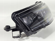 Laden Sie das Bild in den Galerie-Viewer, Frontscheinwerfer Skoda Fabia 6VB941015 LED Links Scheinwerfer Headlight