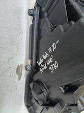 Laden Sie das Bild in den Galerie-Viewer, Frontscheinwerfer Mazda IV Yaris 24-K0-8 Full LED Links Scheinwerfer Headlight