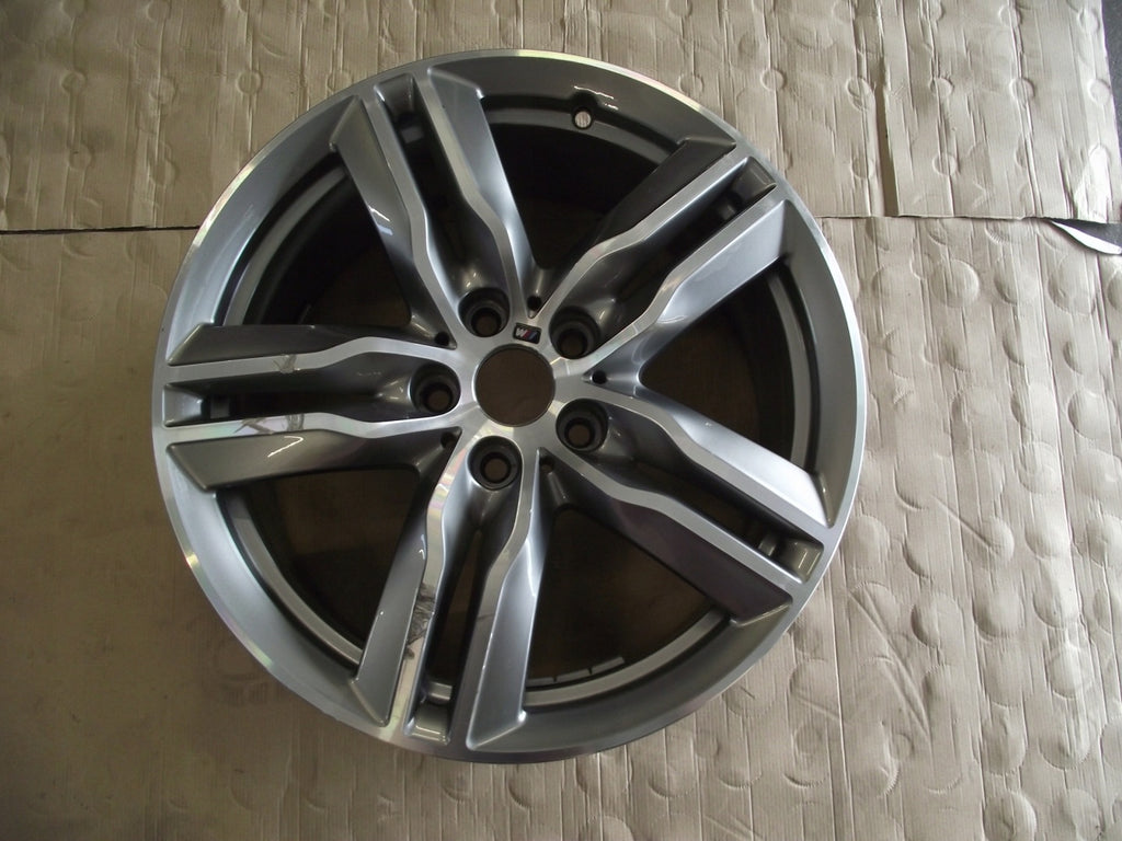 1x Alufelge 18 Zoll 7.5" 5x112 51ET Glanz Graphit 7850456 BMW F39 X1 F48 Mg FEL3081454428qd
