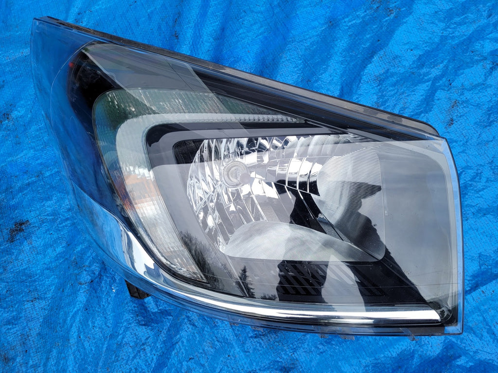 Frontscheinwerfer Opel Vivaro B 95517217 260102650R LED Rechts Headlight