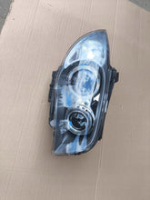 Laden Sie das Bild in den Galerie-Viewer, Frontscheinwerfer BMW 1 E87 7181290-06 Xenon Rechts Scheinwerfer Headlight SCH9217717985qr