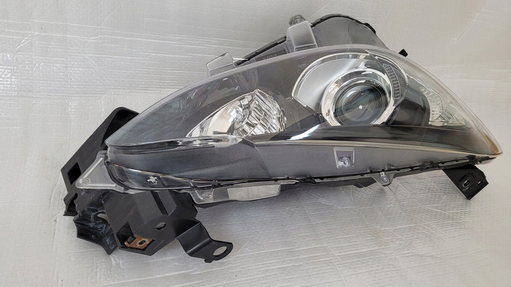 Frontscheinwerfer Mazda 3 BHR1-51030 Halogen Rechts Scheinwerfer Headlight