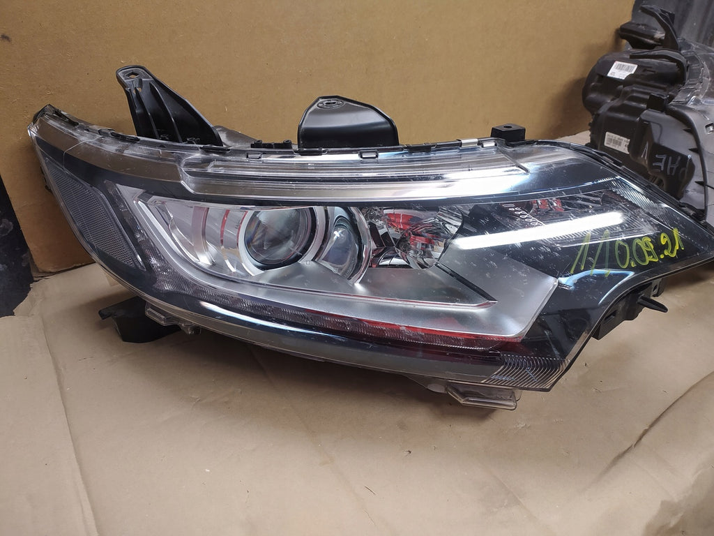 Frontscheinwerfer Mitsubishi Outlander ECM921-21A20 Rechts oder Links