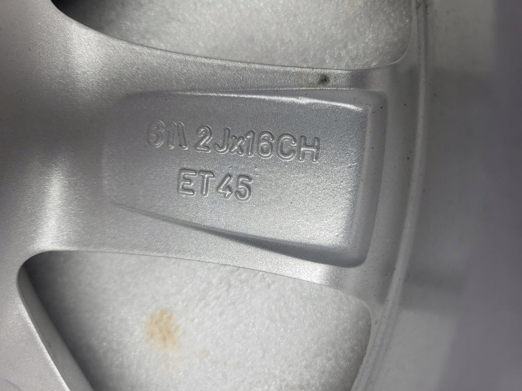 1x Alufelge 16 Zoll 6.5" 5x114.3 45ET Glanz Silber PZ406-E067A-ZC Toyota Corolla FEL7075477066vq
