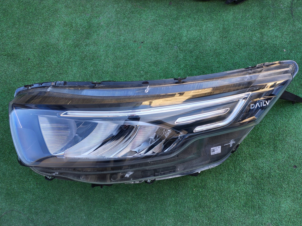 Frontscheinwerfer Iveco Daily I 05802711800 Links Scheinwerfer Headlight SCH9520729390xb