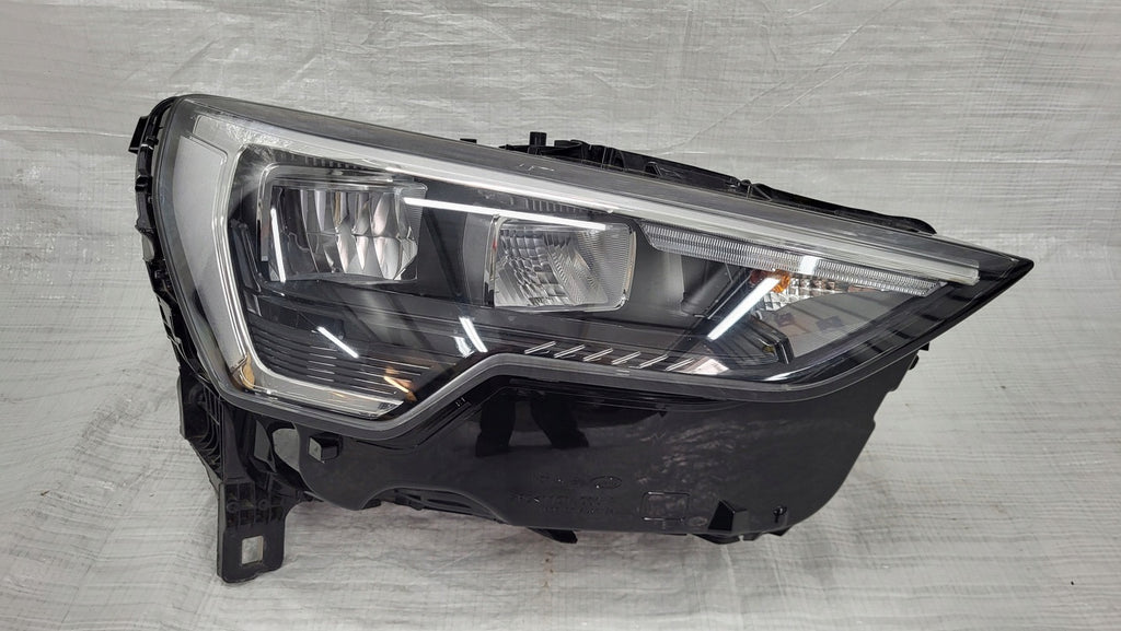 Frontscheinwerfer Audi Q3 83A941012 LED Rechts Scheinwerfer Headlight