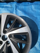 Load image into Gallery viewer, 1x Alufelge 18 Zoll 7.5" 5x112 51ET Glanz Grau 5F0601025E Cupra Leon Mg FEL2794057124lw