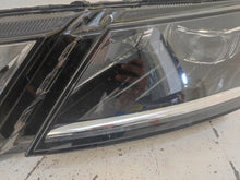 Laden Sie das Bild in den Galerie-Viewer, Frontscheinwerfer Skoda Octavia III 5E1941015E LED Links Scheinwerfer Headlight SCH5112649785ix