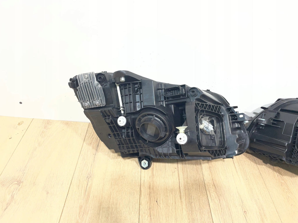 Frontscheinwerfer Mercedes-Benz W205 A2059067905 A2059068005 LED Ein Satz SCH9379266756kp