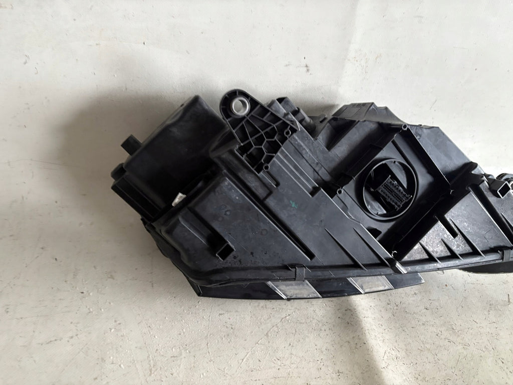 Frontscheinwerfer Skoda Octavia III 5E1941015D Links Scheinwerfer Headlight SCH7939953257sq