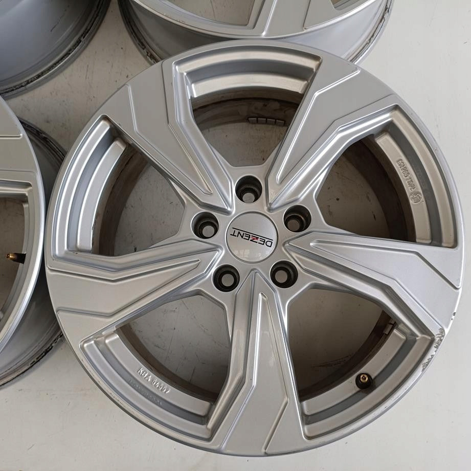 4x Alufelge 17 Zoll 7.5" 5x112 46ET Glanz Silber Audi I Rim Wheel FEL6718494606ac
