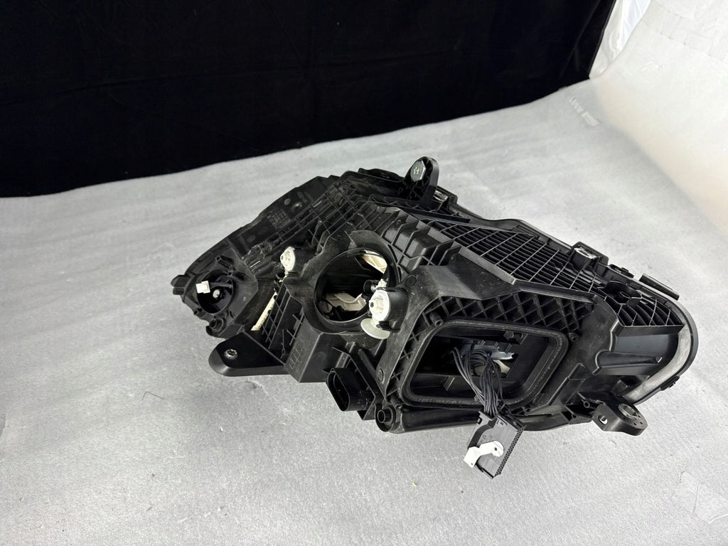 Frontscheinwerfer Mercedes-Benz W205 A205 A2059068005 LED Rechts Headlight SCH3598678147kz