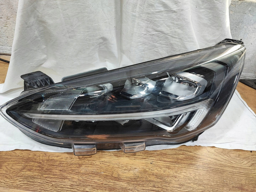 Frontscheinwerfer Ford Focus JX7B13E015CE Links Scheinwerfer Headlight SCH2881066285zt