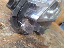 Laden Sie das Bild in den Galerie-Viewer, Frontscheinwerfer Toyota Corolla VAY3829 Links Scheinwerfer Headlight SCH9872305668jy
