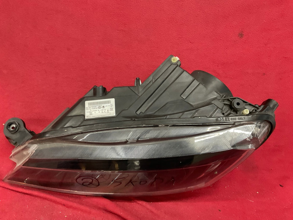 Frontscheinwerfer Skoda Superb III 3V1941015B Xenon Links Scheinwerfer Headlight SCH6309218681bm