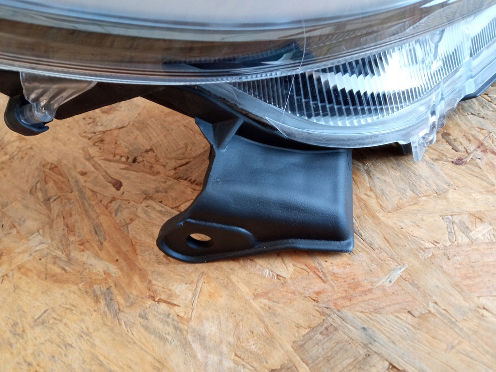 Frontscheinwerfer Toyota Yaris LED Rechts Scheinwerfer Headlight