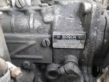 Load image into Gallery viewer, Motor Mercedes-Benz W123 2.0 1976 Diesel Engine Komplett