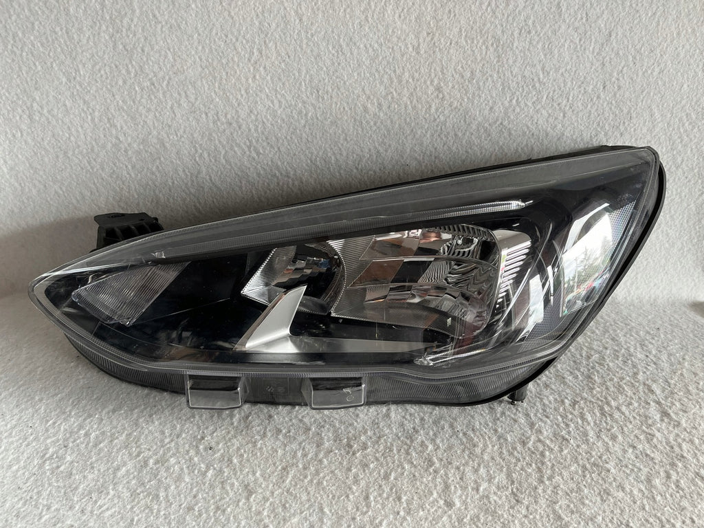 Frontscheinwerfer Ford Focus MX7B-13E015-CC LED Links Scheinwerfer Headlight