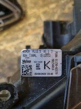 Load image into Gallery viewer, Frontscheinwerfer Toyota Corolla 81110-02S70 81150-02S70 LED Ein Satz Headlight SCH4778722157hu