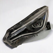 Load image into Gallery viewer, Frontscheinwerfer Renault Zoe 260609388R LED Links Scheinwerfer Headlight