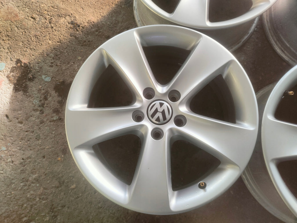 4x Alufelge 17 Zoll 6.5" 5x112 39ET Glanz Silber 3C8601025F VW I Rim Wheel FEL6034533310ji