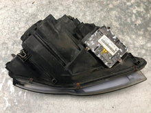 Laden Sie das Bild in den Galerie-Viewer, Frontscheinwerfer Audi A4 B7 8E0941003AM Xenon Links Scheinwerfer Headlight