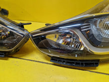 Laden Sie das Bild in den Galerie-Viewer, Frontscheinwerfer Hyundai Ix20 92102-1K 92101-1K Ein Satz Scheinwerfer Headlight SCH2453197946nw