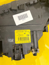 Laden Sie das Bild in den Galerie-Viewer, Frontscheinwerfer Land Rover Range III L322 XBC000490 Halogen Links Headlight SCH6289066635lh