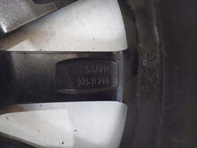 Laden Sie das Bild in den Galerie-Viewer, 1x Alufelge 17 Zoll 7.0&quot; 5x112 5JJ601025 Skoda Rapid Rim Wheel