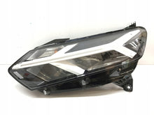 Laden Sie das Bild in den Galerie-Viewer, Frontscheinwerfer Dacia Sandero III Logan 260601750R Links Headlight