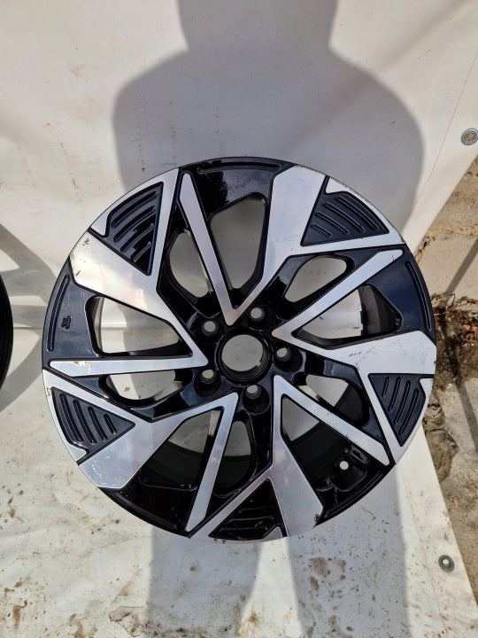 1x Alufelge 18 Zoll 7.5" 5x114.3 40ET PW457-42002 Toyota I Rim Wheel FEL6737055152zz