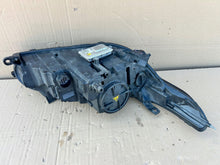 Laden Sie das Bild in den Galerie-Viewer, Frontscheinwerfer Land Rover Range I Sport L494 DK6213W030EH Links Headlight SCH8212568656bf