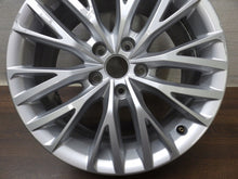 Load image into Gallery viewer, 1x Alufelge 17 Zoll 7.5&quot; 5x112 46ET 5FA601025 Seat Leon Rim Wheel