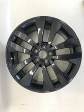 Laden Sie das Bild in den Galerie-Viewer, 1x Alufelge 17 Zoll 7.0&quot; 5x100 Glanz Schwarz 5J0601025T Skoda Fabia Ii Rim Wheel