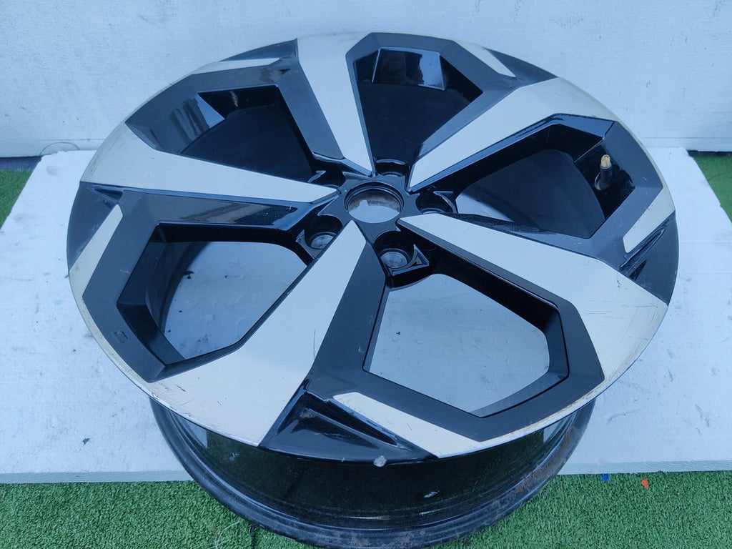 1x Alufelge 19 Zoll 7.5" 5x114.3 35ET Glanz Schwarz 403006PA3A Nissan Juke