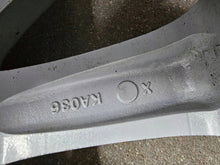 Laden Sie das Bild in den Galerie-Viewer, 1x Alufelge 17 Zoll Mazda Rim Wheel FEL9848605791mv