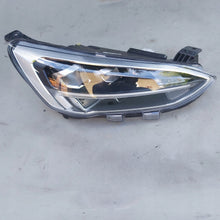 Laden Sie das Bild in den Galerie-Viewer, Frontscheinwerfer Ford Focus JX7B-1E014-AD Full LED Rechts Headlight