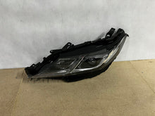 Laden Sie das Bild in den Galerie-Viewer, Frontscheinwerfer Toyota Camry 81150-33C70 A1V142-000081150-33C70 LED Links