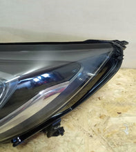 Laden Sie das Bild in den Galerie-Viewer, Frontscheinwerfer Opel Astra 39158005 Ein Stück (Rechts oder Links) Headlight SCH5595410978ai