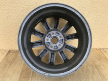 Load image into Gallery viewer, 1x Alufelge 17 Zoll 7.5" 5x114.3 50ET Glanz Grau 9965167570 Mazda Rim Wheel FEL2085238005ke