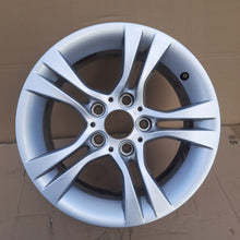 Load image into Gallery viewer, 1x Alufelge 16 Zoll 7.0&quot; 5x120 31ET 6780907 BMW 3 E91 E90 Rim Wheel