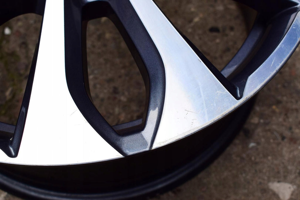 1x Alufelge 16 Zoll 6.5" 5x114.3 44ET Glanz Grau 403005287R Mg Megane 1 Iv