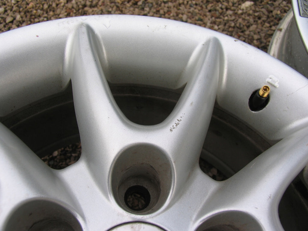 1x Alufelge 15 Zoll 7.0" 5x112 38ET Glanz Silber Audi Rim Wheel