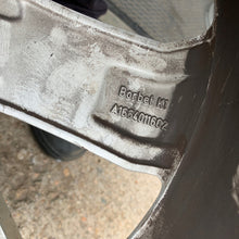 Laden Sie das Bild in den Galerie-Viewer, 1x Alufelge 18 Zoll 8.0&quot; 5x112 A1664011602 Mercedes-Benz W166 Rim Wheel