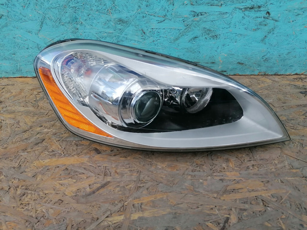 Frontscheinwerfer Volvo Xc60 30763136-RH 89902825 Xenon Rechts Headlight