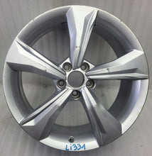 Load image into Gallery viewer, 1x Alufelge 19 Zoll 7.0" 5x112 34ET Glanz Silber 80A601025K Audi Rim Wheel FEL9472005958un