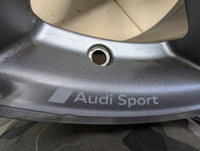 Laden Sie das Bild in den Galerie-Viewer, 1x Alufelge 20 Zoll 9.0" 5x112 38ET Glanz Graphit 4KE601025E Audi E-Tron Mg FEL9194241825ti