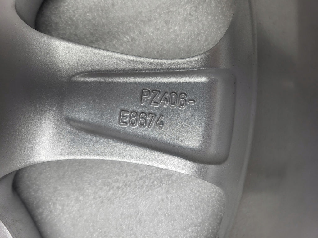 1x Alufelge 16 Zoll 6.5" 5x114.3 45ET Glanz Silber PZ406-E8674 Toyota Corolla FEL2628357887jq