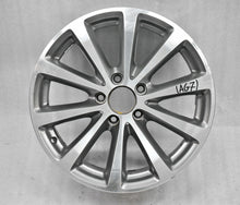 Load image into Gallery viewer, 1x Alufelge 17 Zoll 7.5&quot; 5x112 40ET A2134011300 Mercedes-Benz W213 S213