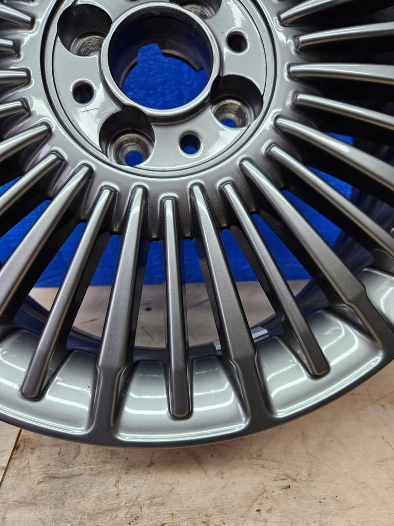 1x Alufelge 16 Zoll 6.0" 4x98 41ET Glanz Schwarz 50290266 Fiat 500 Rim Wheel FEL2409328486of